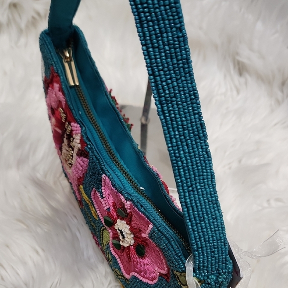 🔹️Made In india 🔹️Viral Floral Embellished Beaded Bag in Teal and Pink - Picture 7 of 8